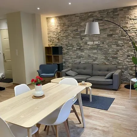 T5 Coeur De Ville Besançon Esterno foto